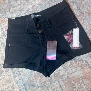 No Boundaries high waisted button fly shorts so 11 brand new with tags